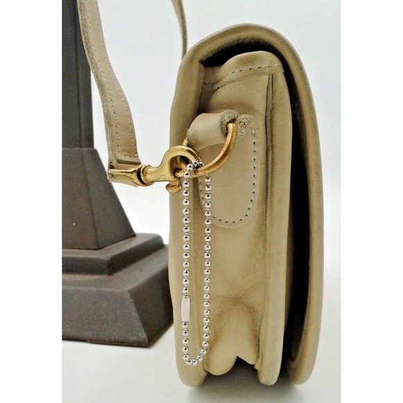Vintage Coach Beige Leather Penny‎ Pocket Purse Crossbody USA M9N-9755 - Picture 3 of 7